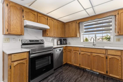 Basement Recreation Room Photo of 2930 Edgehill Avenue, Abbotsford, BC
