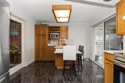 Kitchen Photo of 2930 Edgehill Avenue, Abbotsford, BC