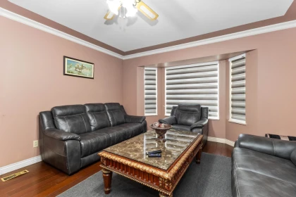 Laundry Room Photo of 2930 Edgehill Avenue, Abbotsford, BC