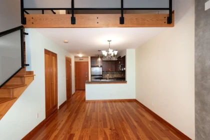 Walk-In Closet Photo of 514 7 Rialto Court, New Westminster, BC