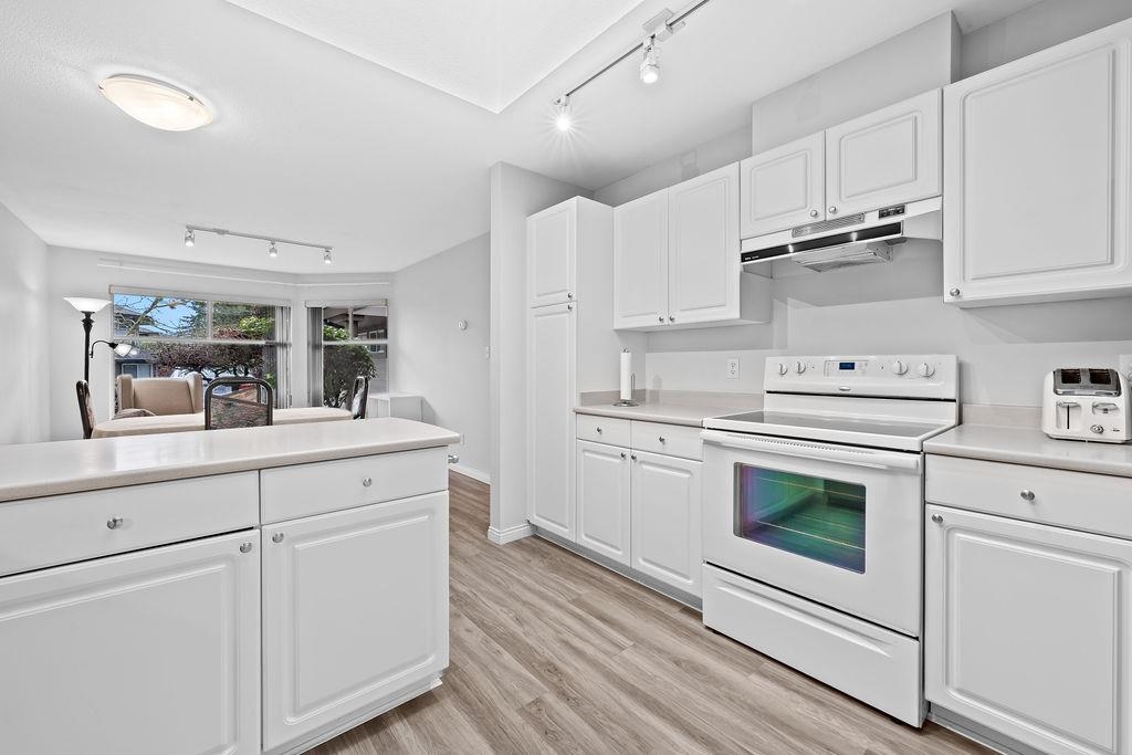 Breakfast Nook Photo of 169 16080 82 Avenue, Surrey, BC