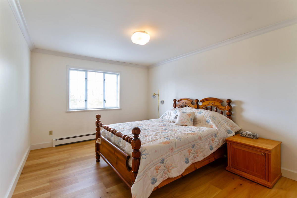Entry Foyer Photo of 4430 Cypress Street, Vancouver, BC