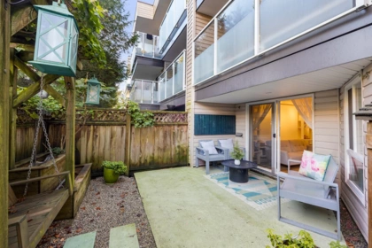 Powder Room Photo of 112 825 E 7th Avenue, Vancouver, BC