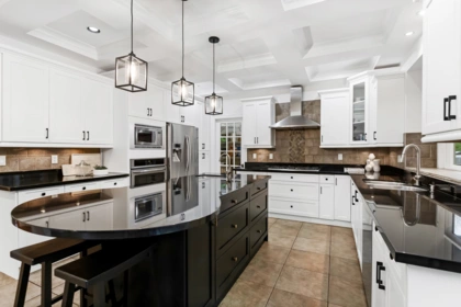 Basement Recreation Room Photo of 15296 57 Avenue, Surrey, BC