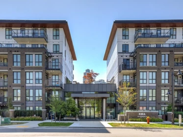 320 750 Dogwood Street, Coquitlam, BC, Coquitlam — Apartment/Condo for sale