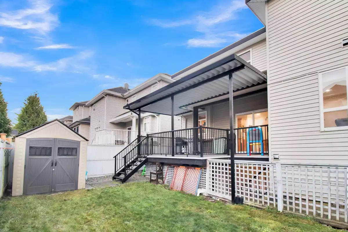 Backyard Photo of 7690 146a Street, Surrey, BC