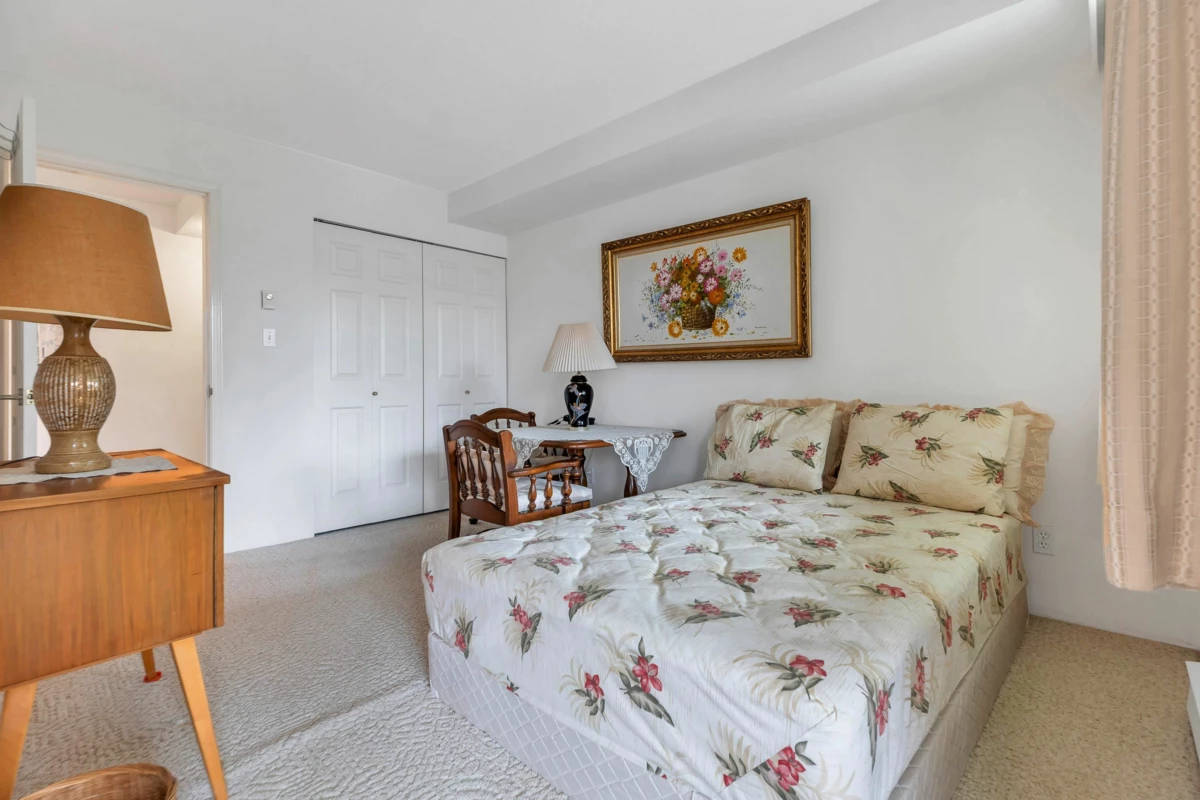 Bedroom 4 Photo of 306 15030 101 Avenue, Surrey, BC