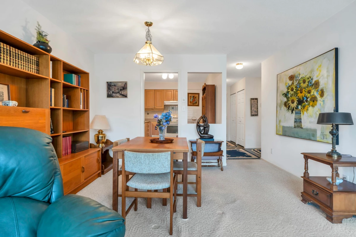Primary Bedroom Photo of 306 15030 101 Avenue, Surrey, BC