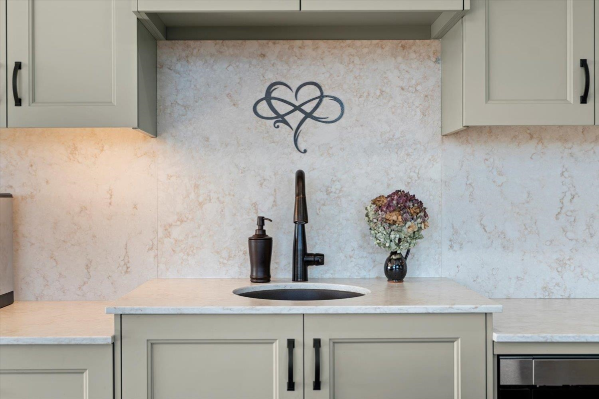 Bedroom 2 Photo of 28 35931 Empress Drive, Abbotsford, BC