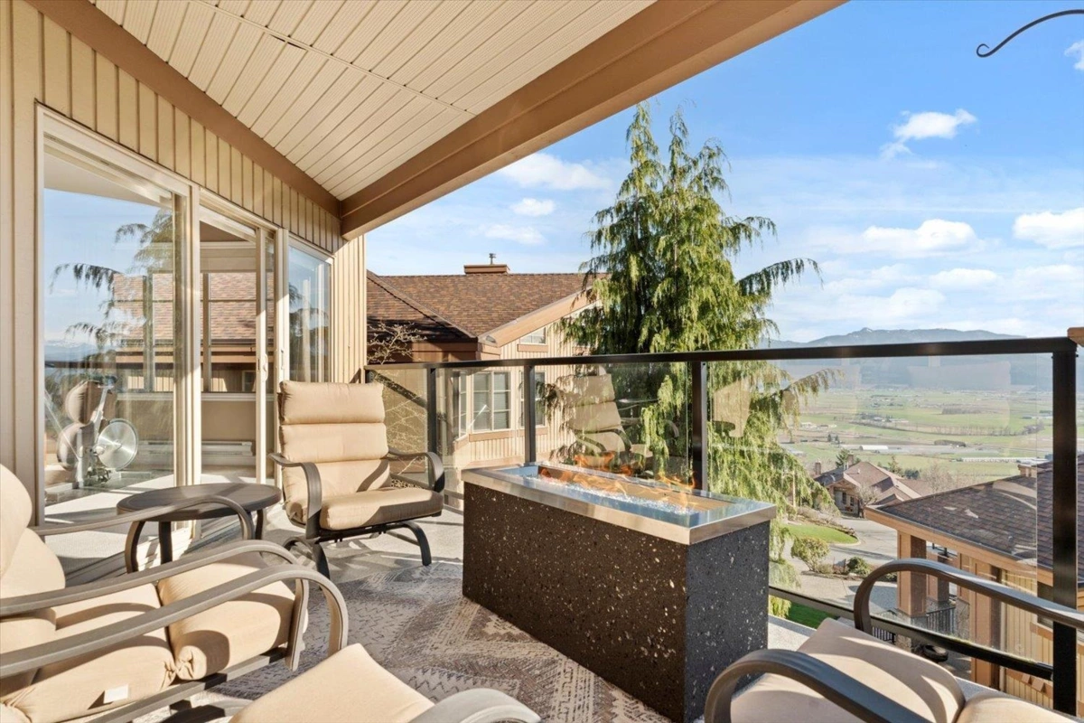 Garage Interior Photo of 28 35931 Empress Drive, Abbotsford, BC