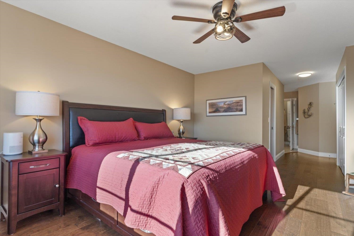 Guest Bathroom Photo of 28 35931 Empress Drive, Abbotsford, BC