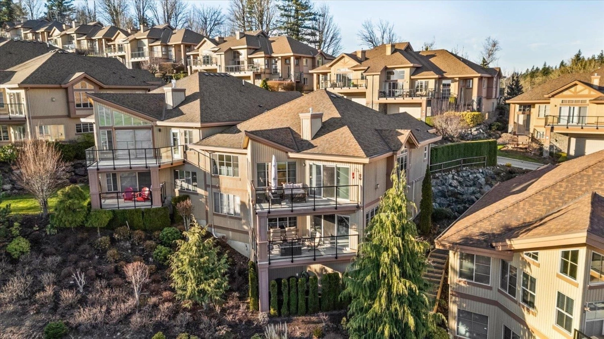 Neighborhood Park Photo Near 28 35931 Empress Drive, Abbotsford, BC