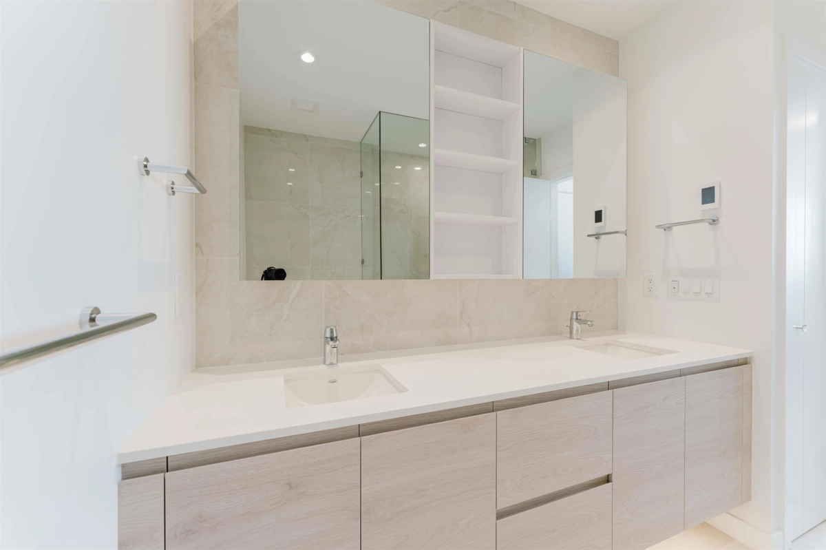 Laundry Room Photo of 4605 680 Quayside Drive, New Westminster, BC