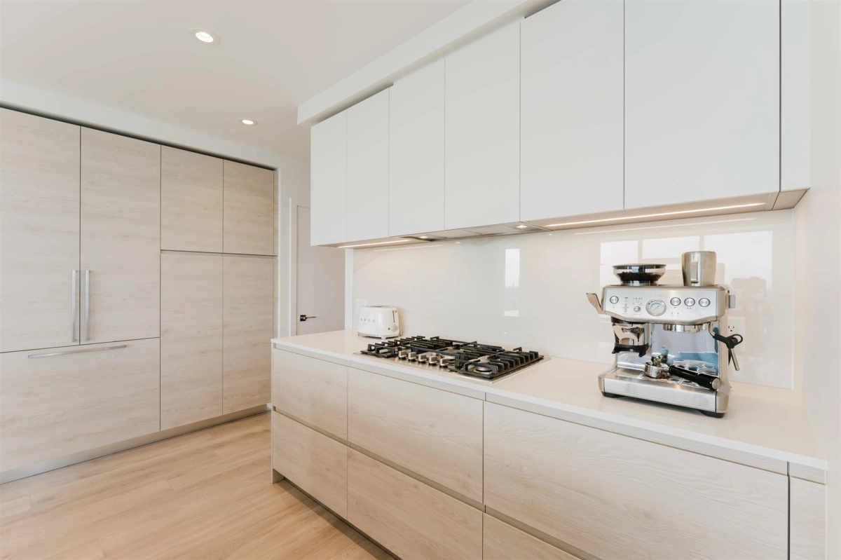 Walk-In Closet Photo of 4605 680 Quayside Drive, New Westminster, BC