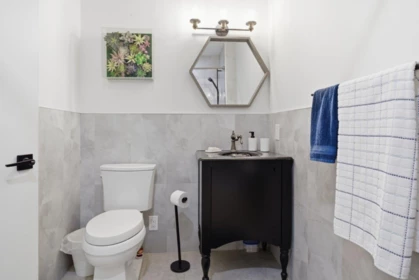 Mudroom Photo of 1856 Windermere Avenue, Port Coquitlam, BC