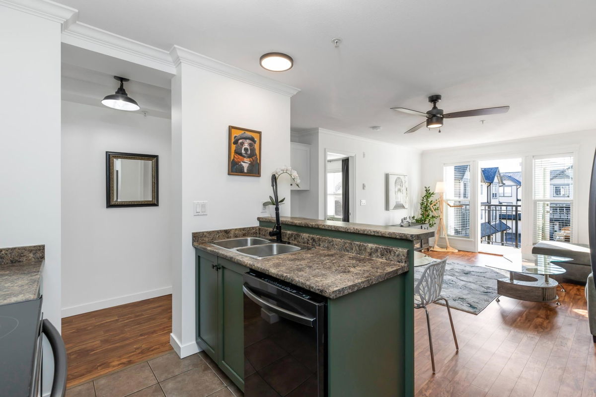 Breakfast Nook Photo of 206 8933 Edward Street, Chilliwack, BC