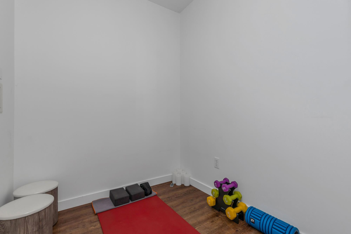 Hallway Photo of 206 8933 Edward Street, Chilliwack, BC