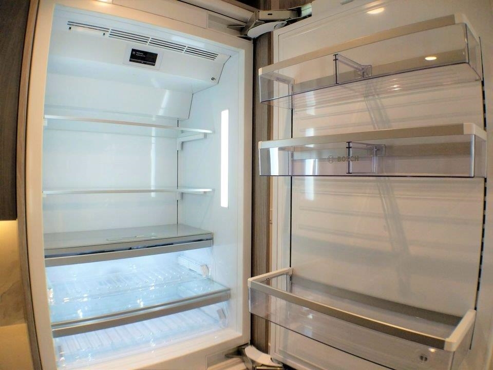 Kitchen Island Photo of 3703 9887 Whalley Boulevard, Surrey, BC