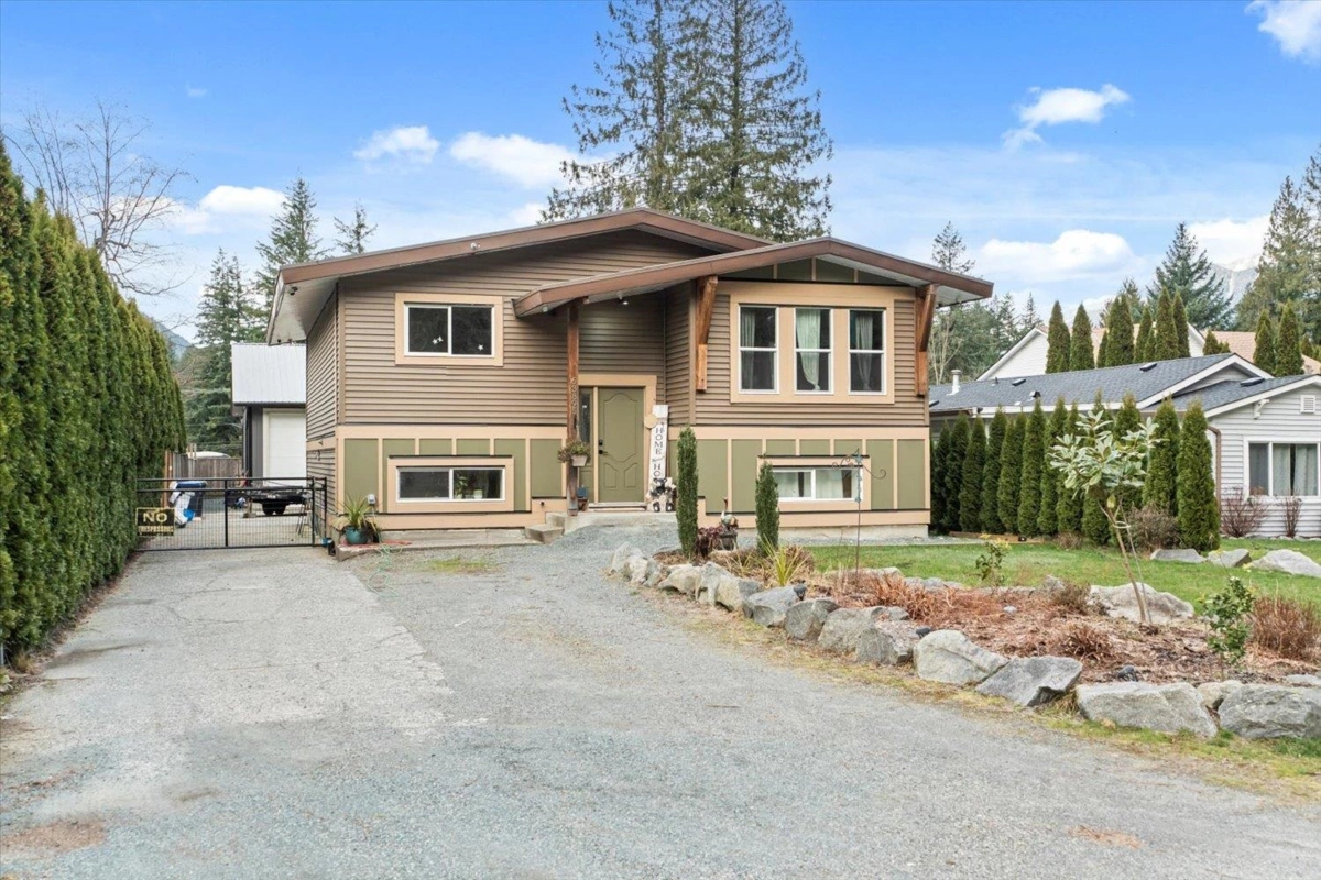 Exterior Rear Photo of 63895 Old Yale Road, Hope, BC