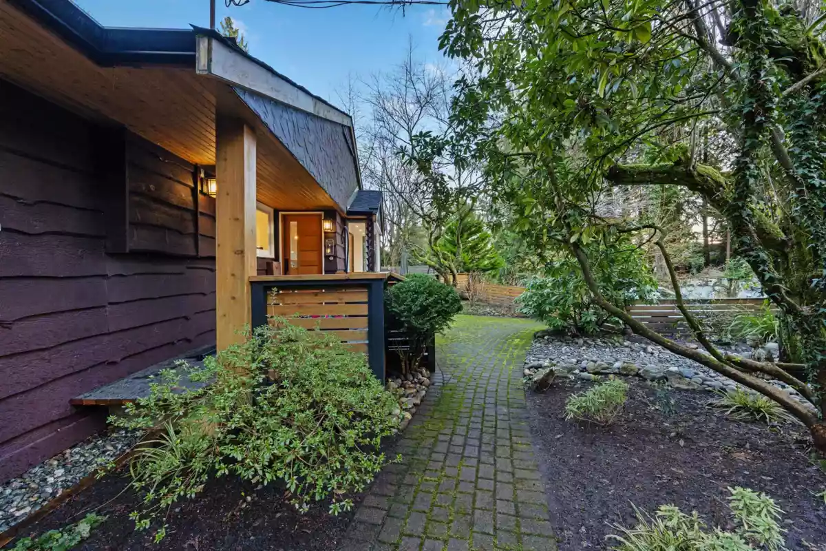 Community Amenities Photo (Clubhouse) of 4411 Stone Crescent, West Vancouver, BC