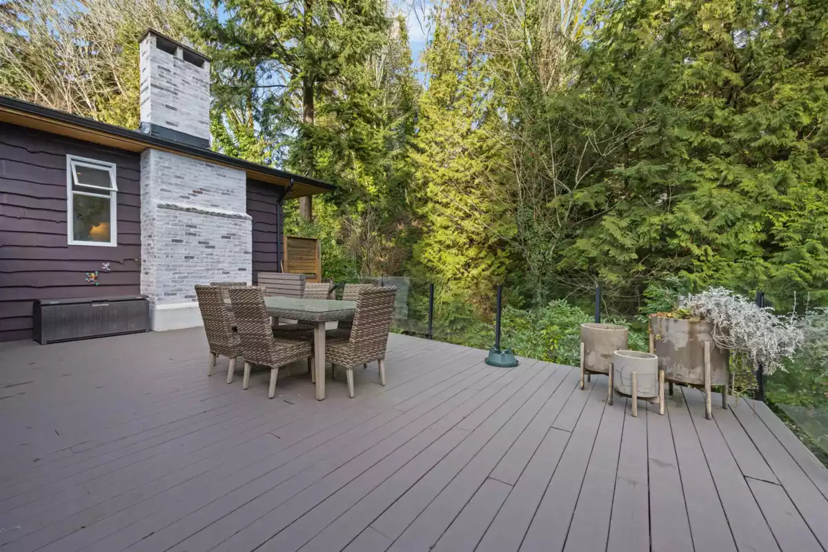 Garden / Landscaping Photo of 4411 Stone Crescent, West Vancouver, BC