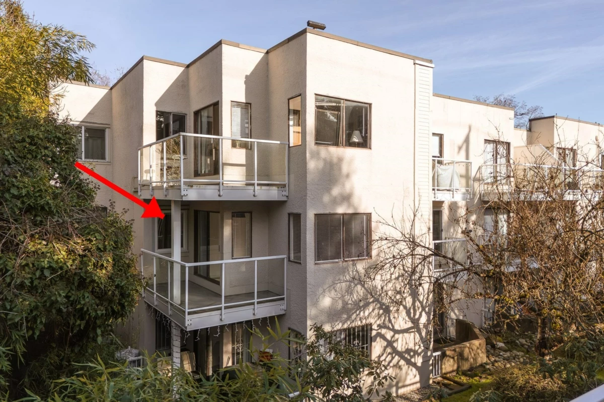 Office / Den Photo of 215 830 E 7th Avenue, Vancouver, BC