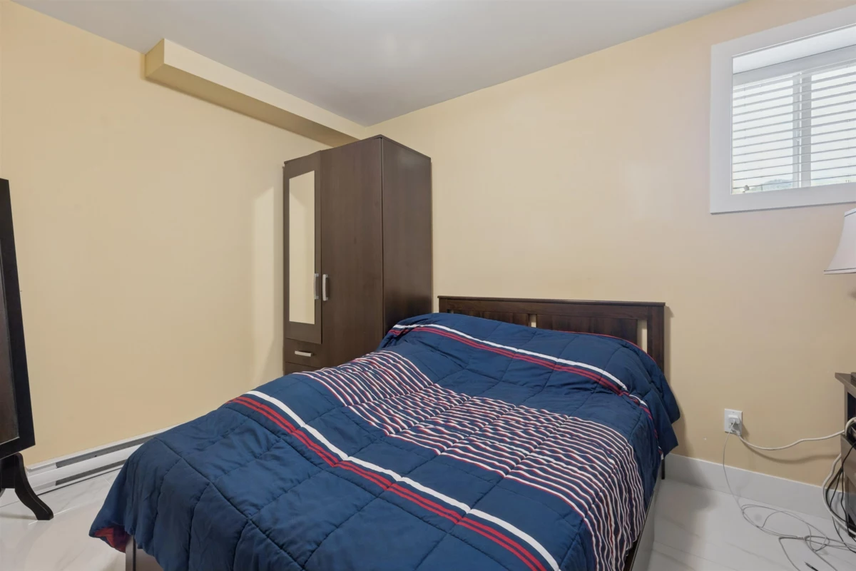 Basement Recreation Room Photo of 16388 88 Avenue, Surrey, BC