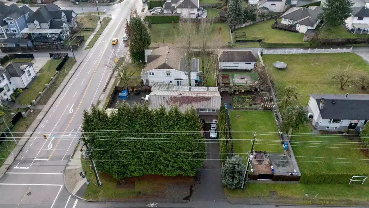 Front Yard Photo of 16388 88 Avenue, Surrey, BC