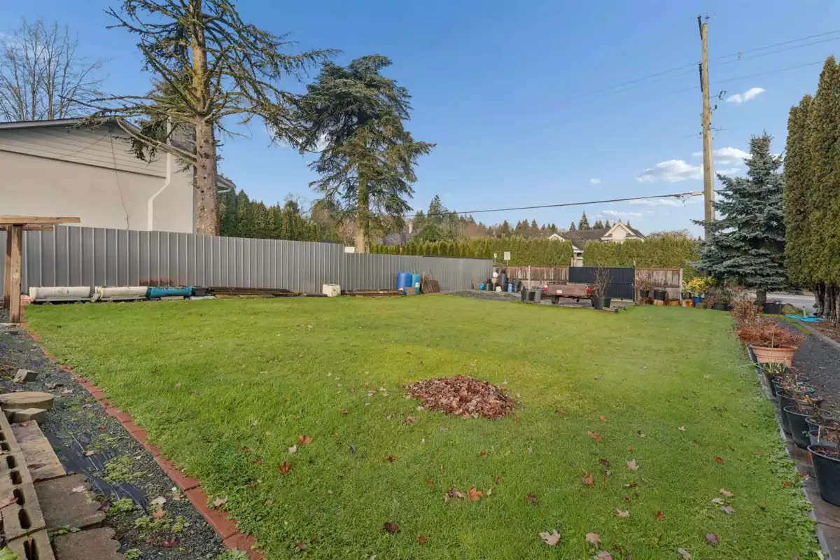 Outdoor Deck Photo of 16388 88 Avenue, Surrey, BC