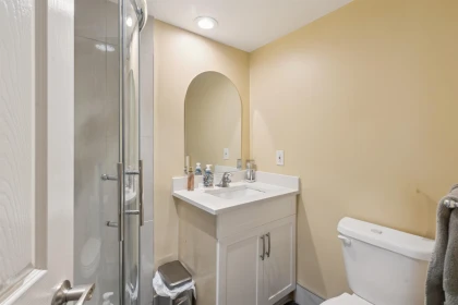 Office / Den Photo of 16388 88 Avenue, Surrey, BC