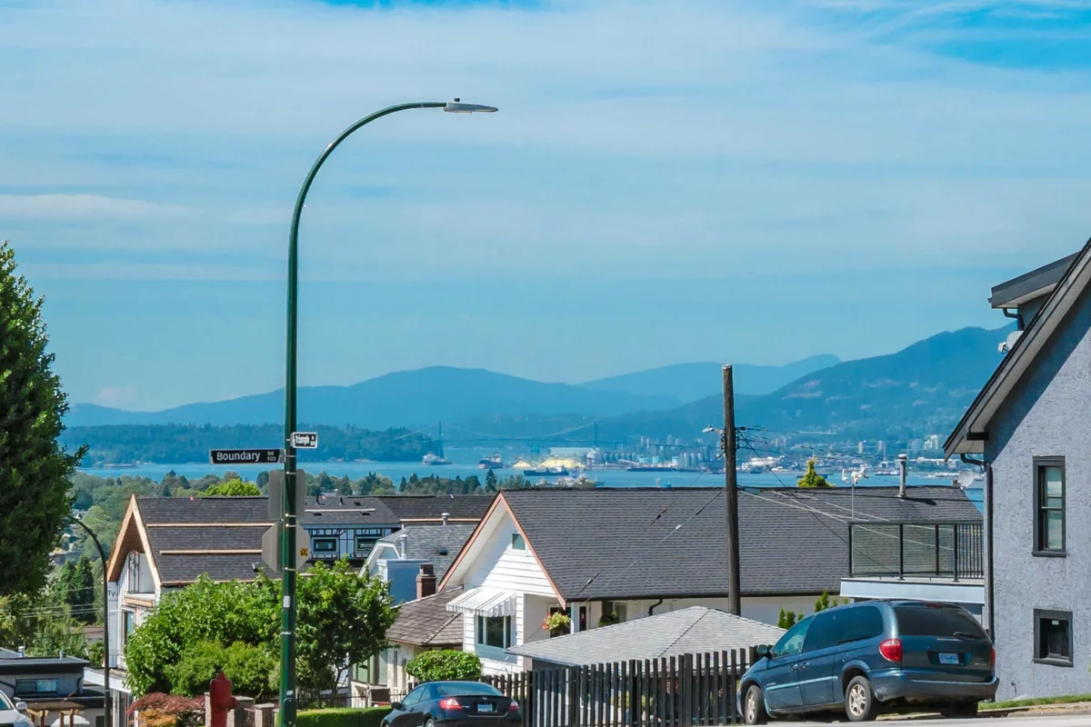Basement Recreation Room Photo of 3778 Triumph Street, Burnaby, BC