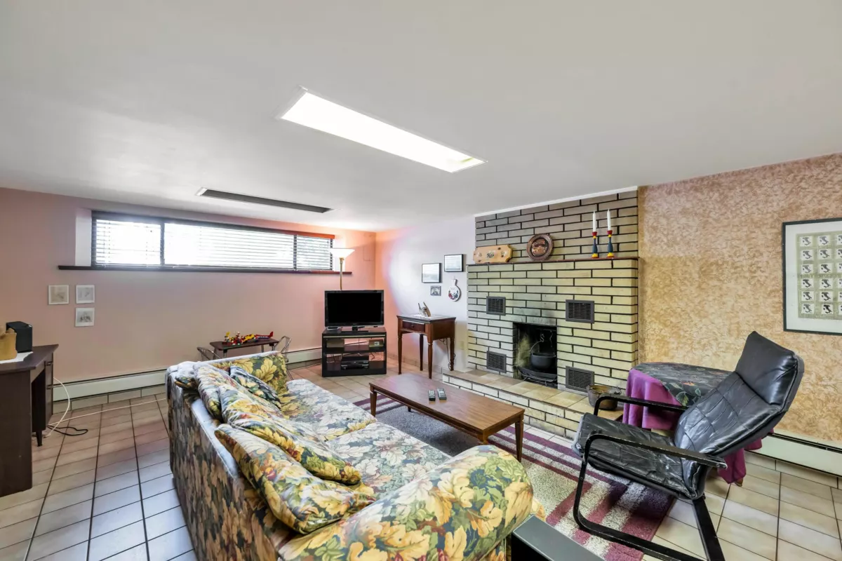 Bedroom 2 Photo of 3778 Triumph Street, Burnaby, BC