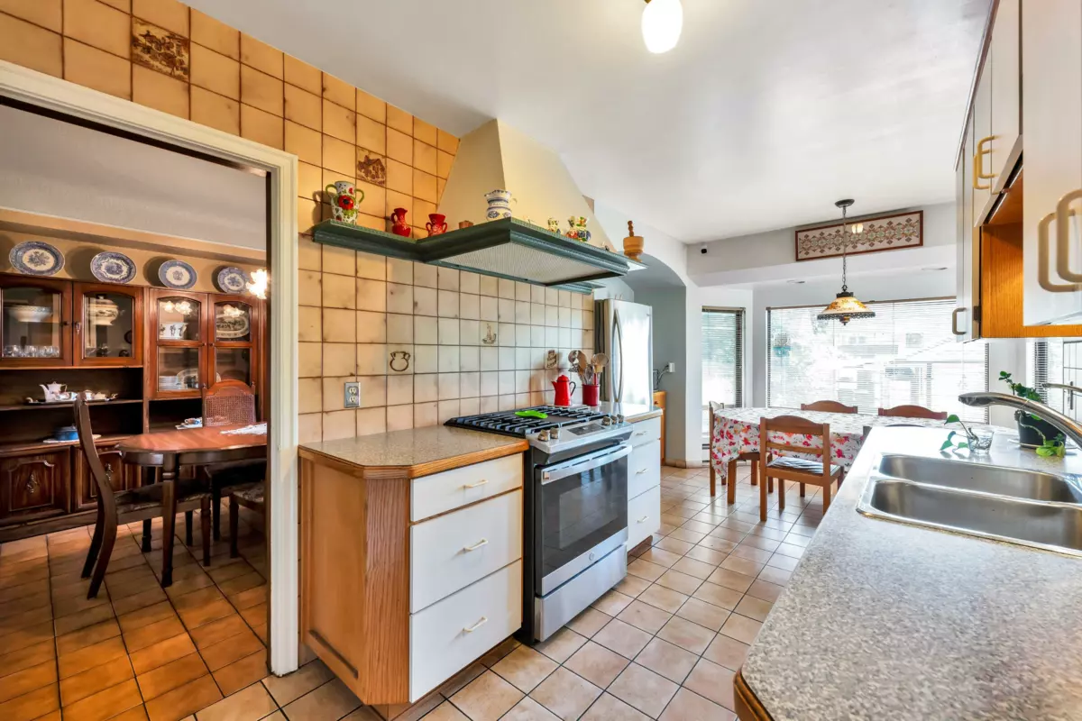 Dining Area Photo of 3778 Triumph Street, Burnaby, BC