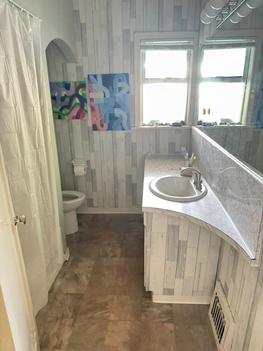 Dining Area Photo of 7244 Granville Street, Vancouver, BC