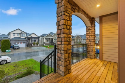 12428 201 Street, Maple Ridge, BC