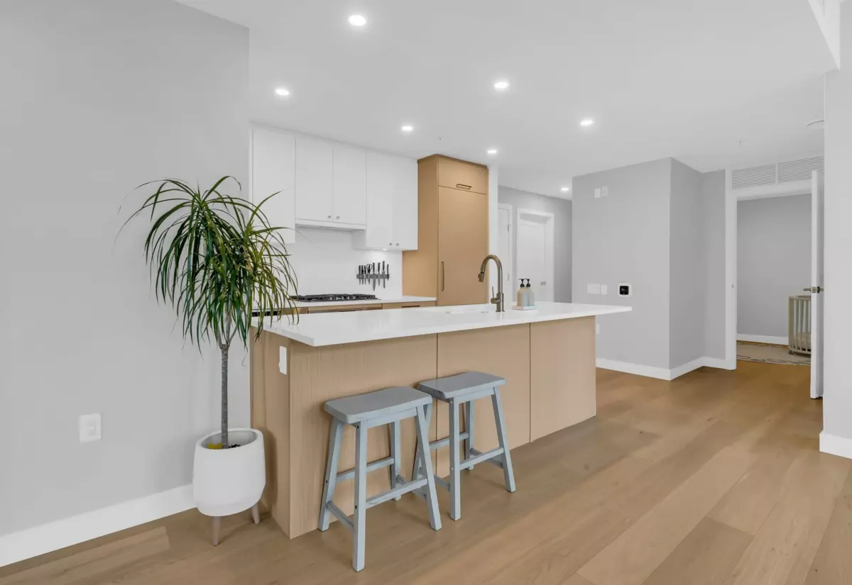 Dining Area Photo of 101 5007 Ash Street, Vancouver, BC