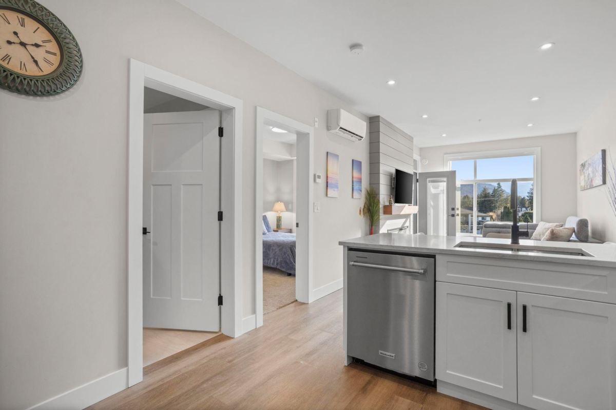 Laundry Room Photo of 307 470 Esplanade Avenue, Harrison Hot Springs, BC