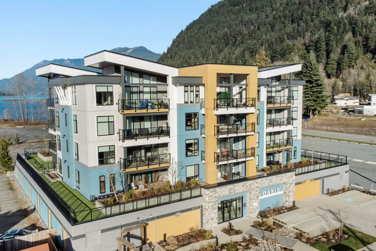 Outdoor Patio Photo of 307 470 Esplanade Avenue, Harrison Hot Springs, BC