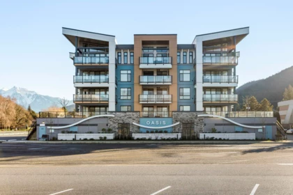 307 470 Esplanade Avenue, Harrison Hot Springs, BC, Harrison Hot Springs — 1 bed apartment/condo for sale