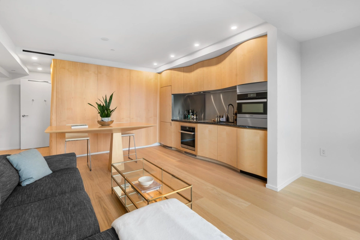 Family Room Photo of 501 1568 Alberni Street, Vancouver, BC