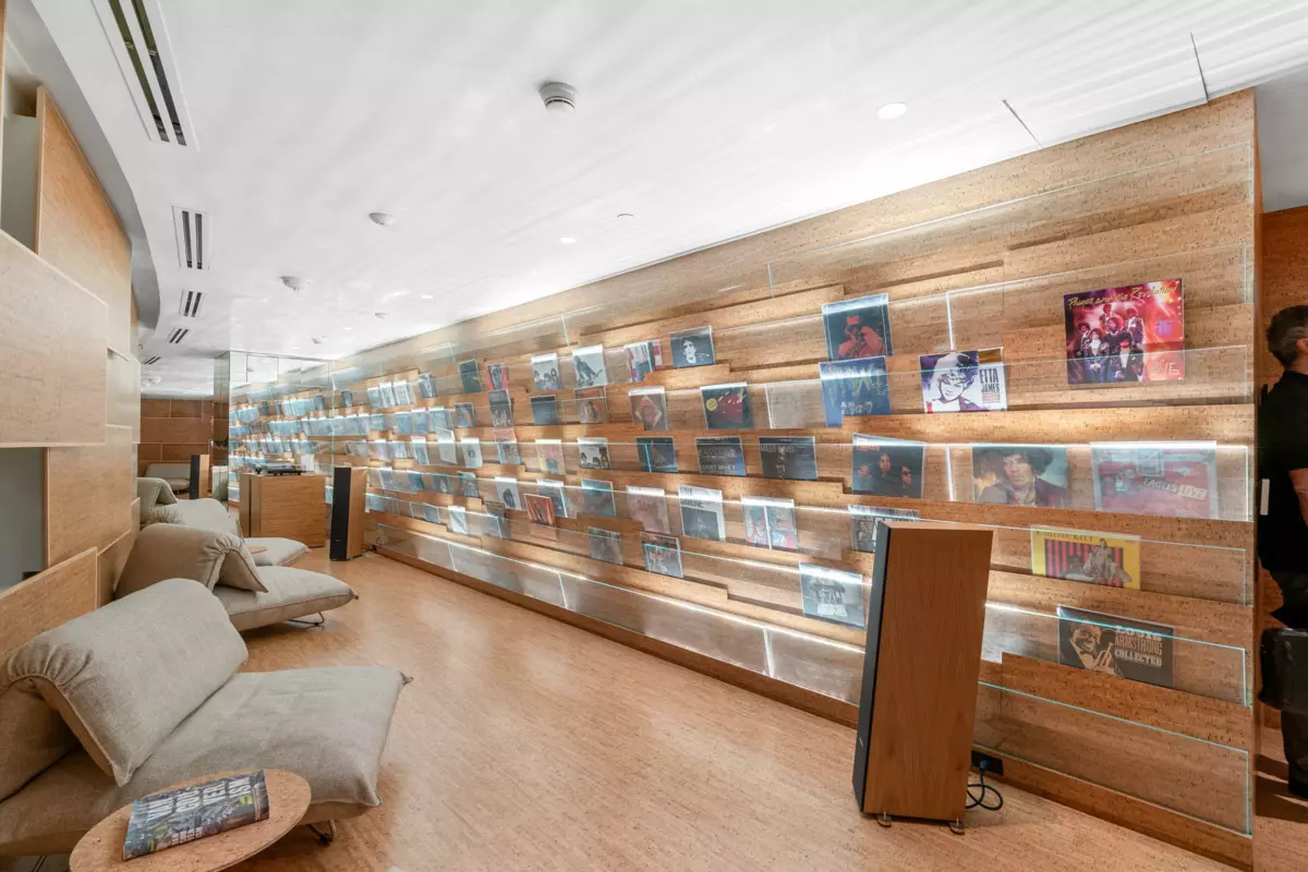 Garage Interior Photo of 501 1568 Alberni Street, Vancouver, BC