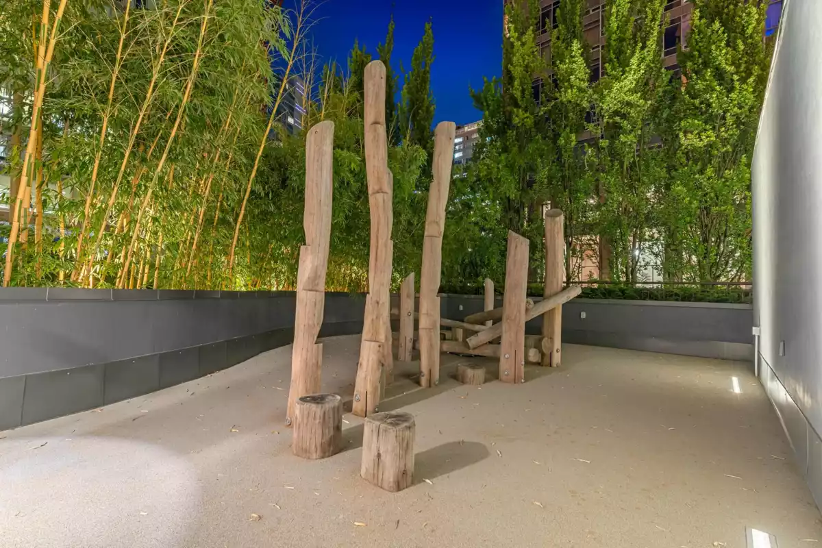 Hot Tub / Spa Photo of 501 1568 Alberni Street, Vancouver, BC