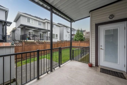 Hallway Photo of 5916 139 Street, Surrey, BC