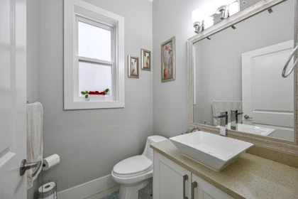 Mudroom Photo of 5916 139 Street, Surrey, BC