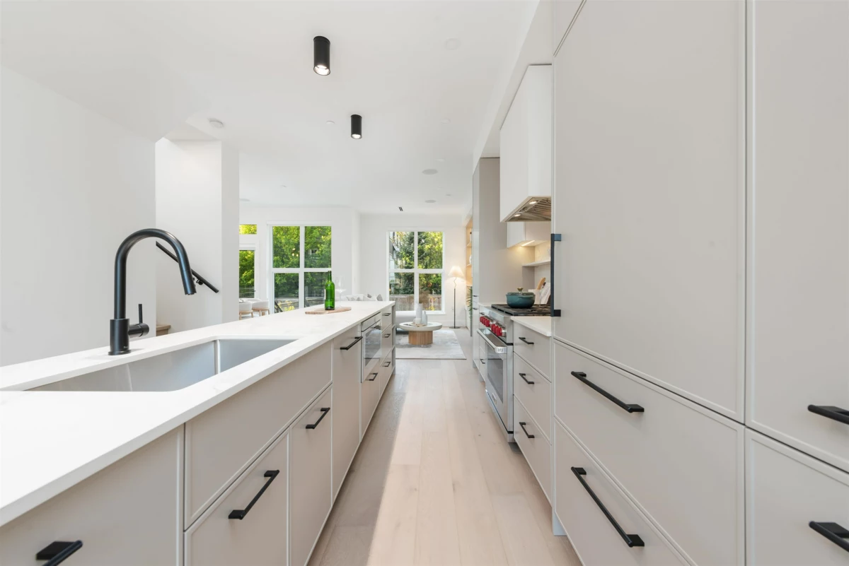 Living Room Photo of 1489 W 52nd Avenue, Vancouver, BC