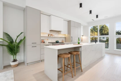 Kitchen Island Photo of 1489 W 52nd Avenue, Vancouver, BC