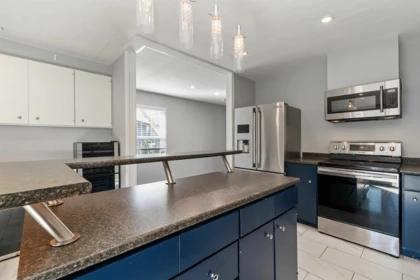 Guest Bathroom Photo of 45410 Park Drive, Chilliwack, BC