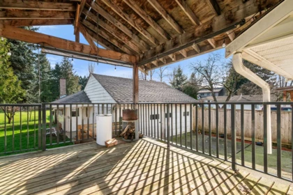 Swimming Pool Photo of 45410 Park Drive, Chilliwack, BC