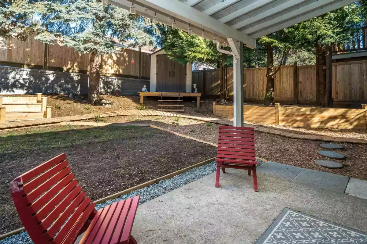 Front Yard Photo of 32495 Mcrae Avenue, Mission, BC