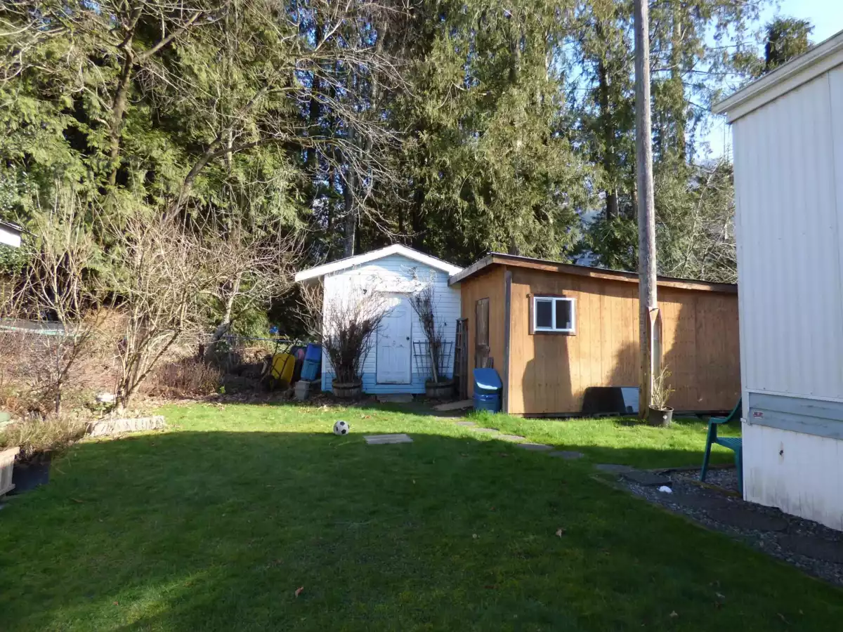 Backyard Photo of 12 52324 Yale Road, Rosedale, BC